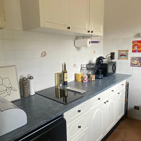 Halte Entre Terre Et アパート *